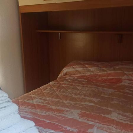 Porta Merlonia House Trilocale Forli Bagian luar foto
